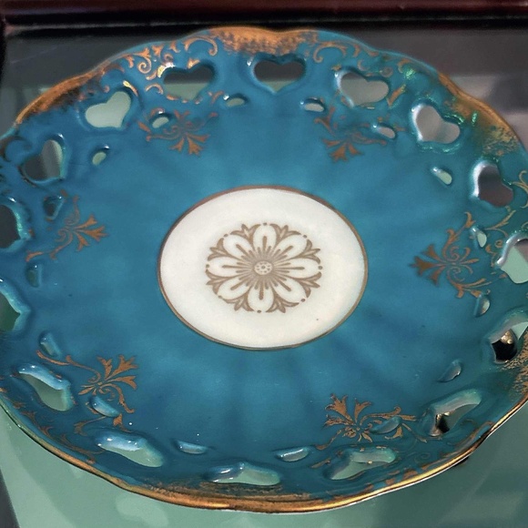 ROYAL HALSEY JAPAN FINE CHINA BLUE TEACUP AND SAUCER SET - Picture 2 of 9